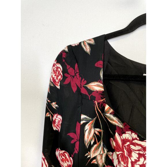 CUPCAKES AND CASHMERE Jaylyn Sweetheart Neck Roses Dress Size 4 - Picture 4 of 12